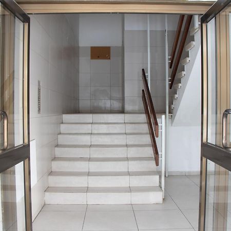 Apartment,Near The Beach Pinikoudes ラルナカ エクステリア 写真